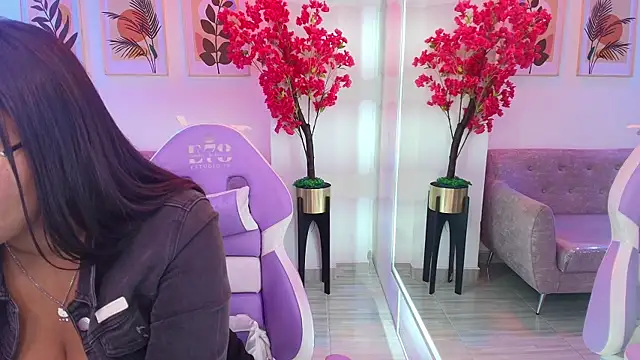 Anie johnson online show from 27, 5, 2026