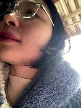 Y2Luvk online show from 10, 2, 2026