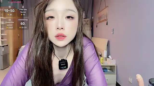 Y2Luvk online show from 25, 9, 2025