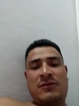 Snapshot of hoteder chatting on 28, 4, 2026 hoteder online show from 28, 4, 2026