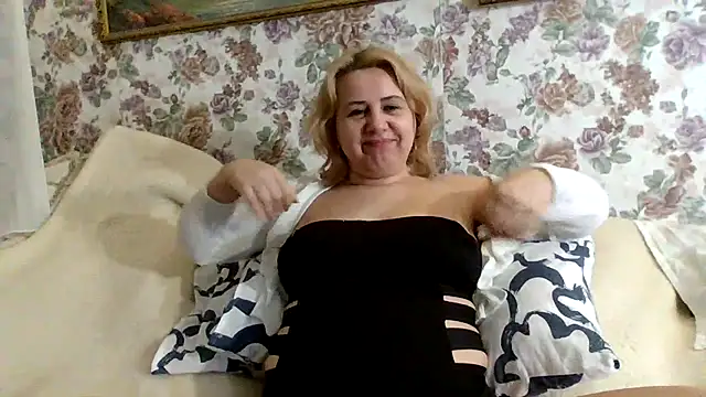 LustyyX online show from 5, 2, 2026