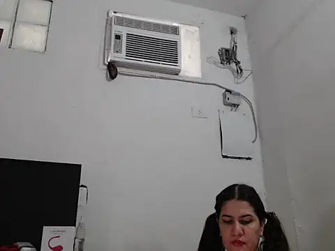 Bratzhot09 online show from 18, 11, 2025