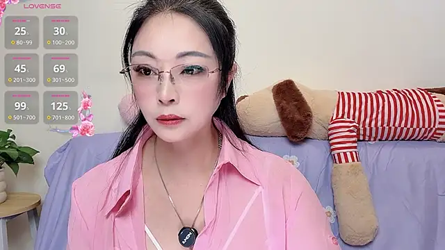 Snapshot of Hua_Hua_0 chatting on 28, 9, 2025 Hua Hua 0 online show from 28, 9, 2025