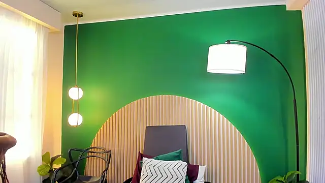 halleylorens online show from 9, 10, 2025