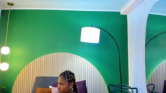 halleylorens online show from 18, 11, 2025