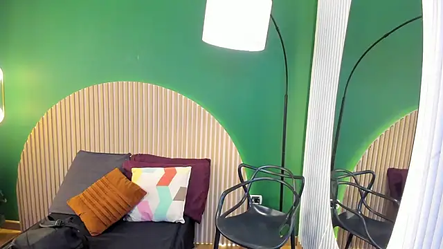 halleylorens online show from 13, 11, 2025