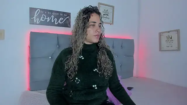 Miss-Melina online show from 28, 10, 2025