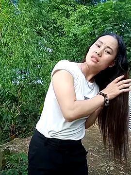 Snapshot of Ruaiuoi chatting on 12, 5, 2026 Ruaiuoi online show from 12, 5, 2026