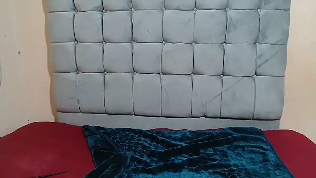 curveAss222 online show from 26, 11, 2025