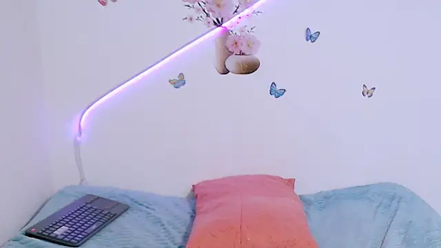 angelyxs online show from 21, 10, 2025