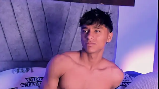 ZYZZ1312 online show from 22, 10, 2025