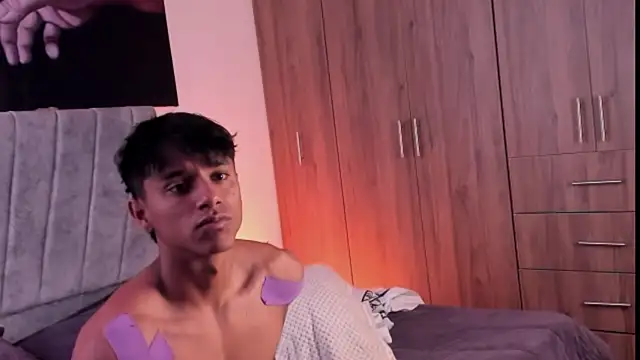 ZYZZ1312 online show from 13, 10, 2025