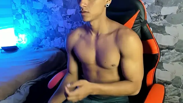 Snapshot of ZYZZ1312 chatting on 2, 6, 2026 ZYZZ1312 online show from 2, 6, 2026