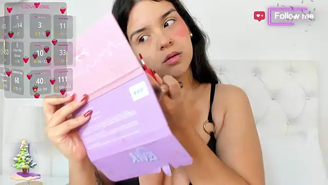 MiaMillers1 online show from 21, 12, 2025