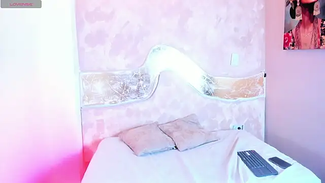 MONIK FOX CR online show from 20, 10, 2025