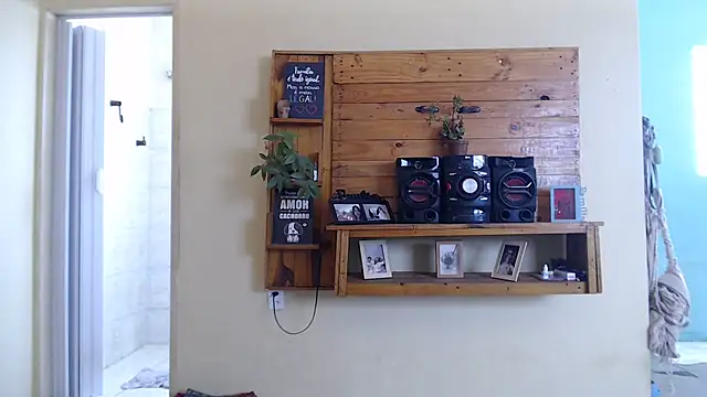 ayanahot  online show from 29, 10, 2025