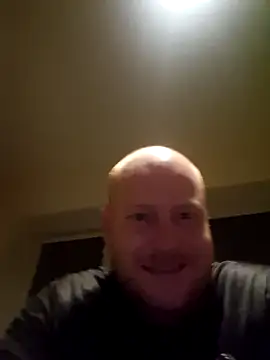 svenni2525 online show from 31, 10, 2025