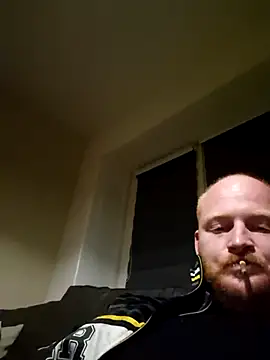 svenni2525 online show from 16, 11, 2025