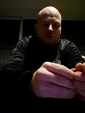 svenni2525 online show from 28, 10, 2025