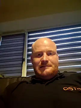 svenni2525 online show from 6, 10, 2025