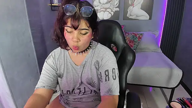 Zara Snow online show from 17, 1, 2026