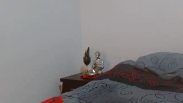 naiaratobon   online show from 14, 2, 2026