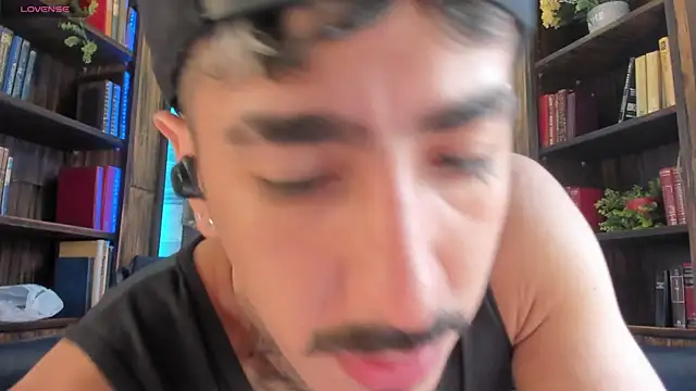 Donovan Desmond online show from 29, 10, 2025