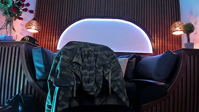 Donovan Desmond online show from 10, 2, 2026