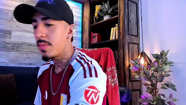 Donovan Desmond online show from 12, 2, 2026