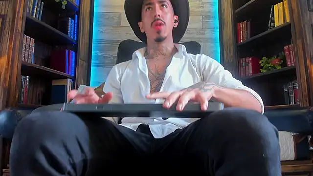 Donovan Desmond online show from 27, 10, 2025