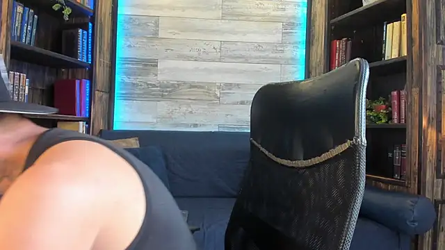 Donovan Desmond online show from 30, 10, 2025