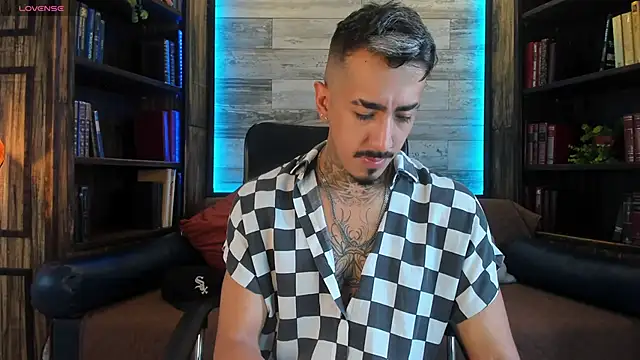 Donovan Desmond online show from 18, 10, 2025