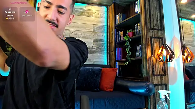 Donovan Desmond online show from 28, 3, 2026