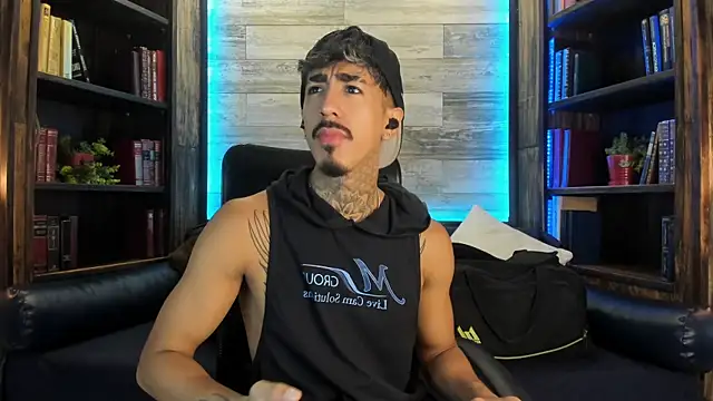 Donovan Desmond online show from 8, 10, 2025