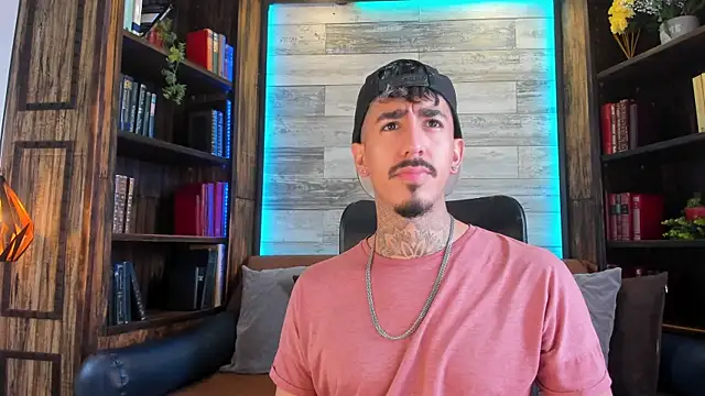 Donovan Desmond online show from 19, 11, 2025