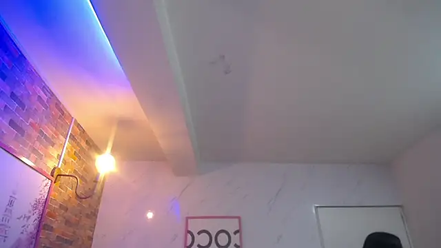 dania b  online show from 9, 9, 2025