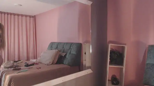 Camila Russoo online show from 17, 1, 2026