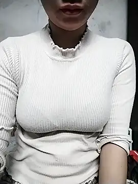 Mie rose online show from 22, 12, 2025