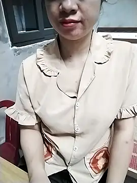 Mie rose online show from 19, 3, 2026