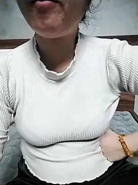 Mie rose online show from 26, 2, 2026