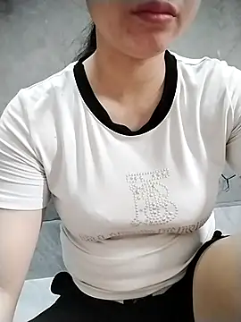 Mie rose online show from 3, 5, 2026