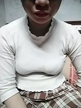 Mie rose online show from 5, 12, 2025