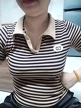Mie rose online show from 24, 4, 2026