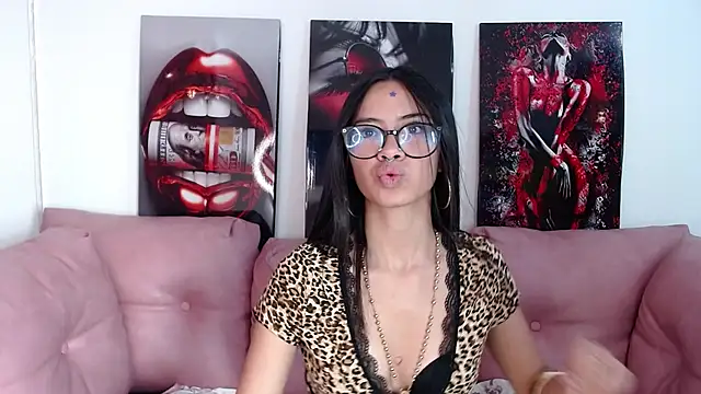 Miahotcs1 online show from 24, 7, 2026