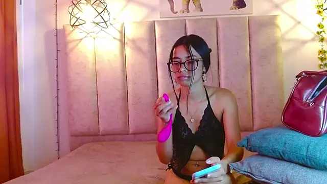 Miahotcs1 online show from 1, 10, 2025