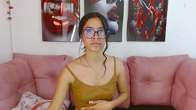 Miahotcs1 online show from 18, 4, 2026