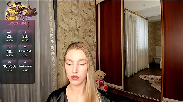 Snapshot of mishapallmer chatting on 27, 11, 2025 mishapallmer online show from 27, 11, 2025