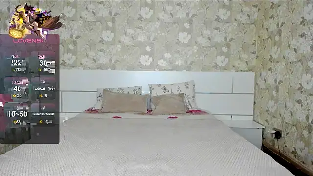 Snapshot of mishapallmer chatting on 11, 11, 2025 mishapallmer online show from 11, 11, 2025