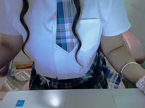 ahoa Tk online show from 11, 4, 2026