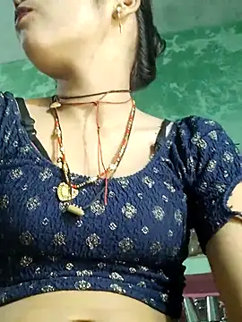 Snapshot of Sapna_Love143 chatting on 4, 10, 2025 Sapna Love143 online show from 4, 10, 2025